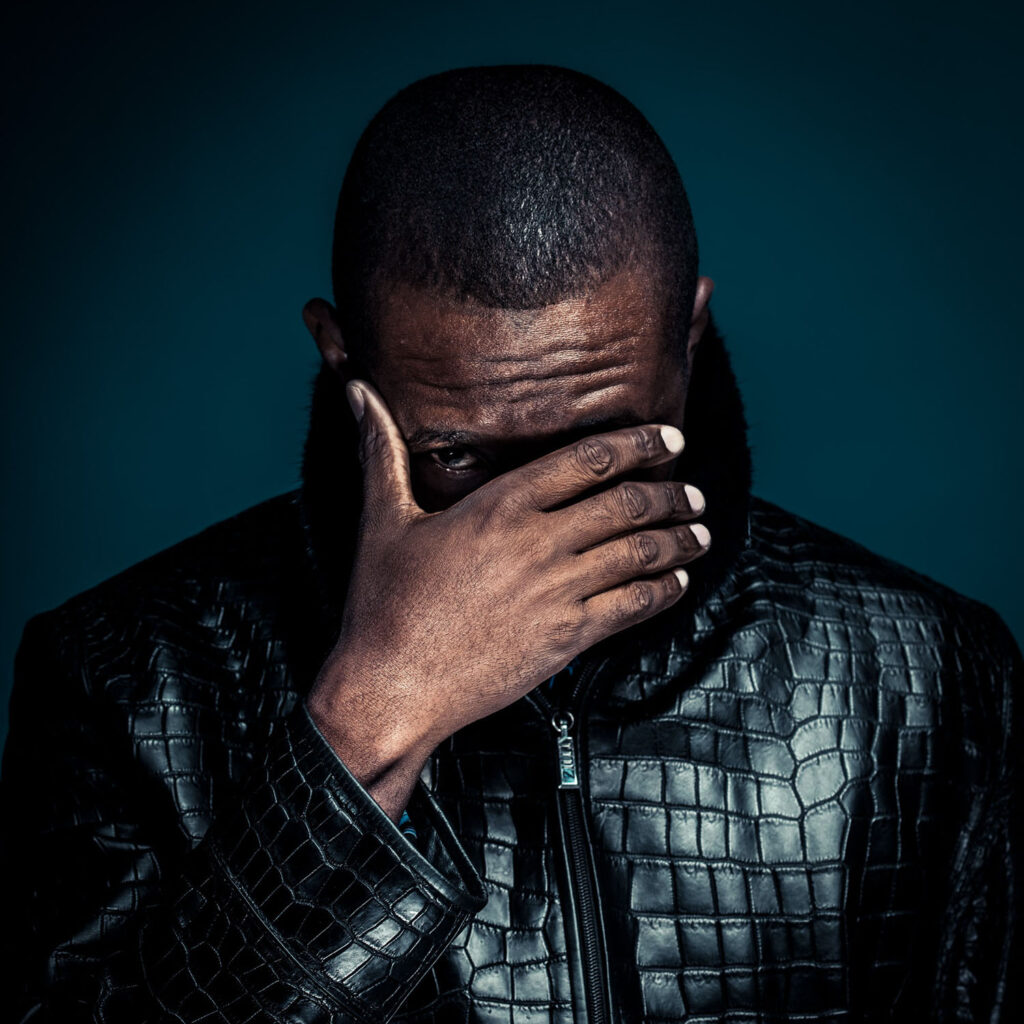 Rencontre photographique avec Cano. Chanteur de Guinée Équatoriale