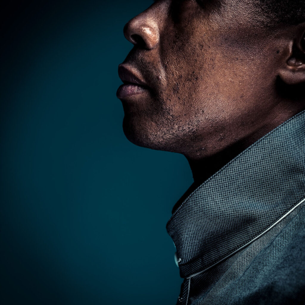 Rencontre photographique avec Cano. Chanteur de Guinée Équatoriale