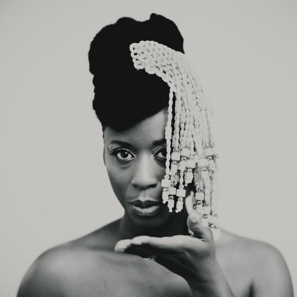 Rencontre photographique avec Fafa Ruffino. Chanteuse du Bénin.