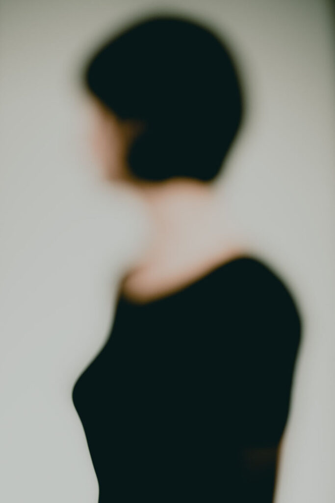 Rencontre photographique sur l'effacement du visage. Dynamique et postures des corps