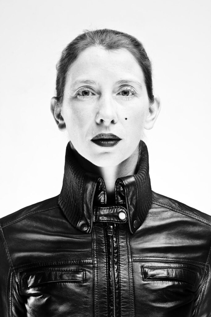 Rencontres photographiques sur des femmes urbaines